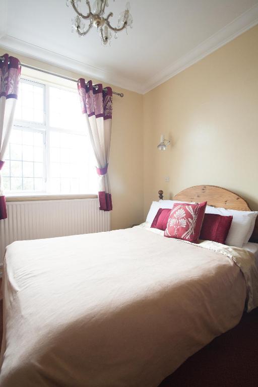 Barons Court Hotel Wolverhampton Kamer foto